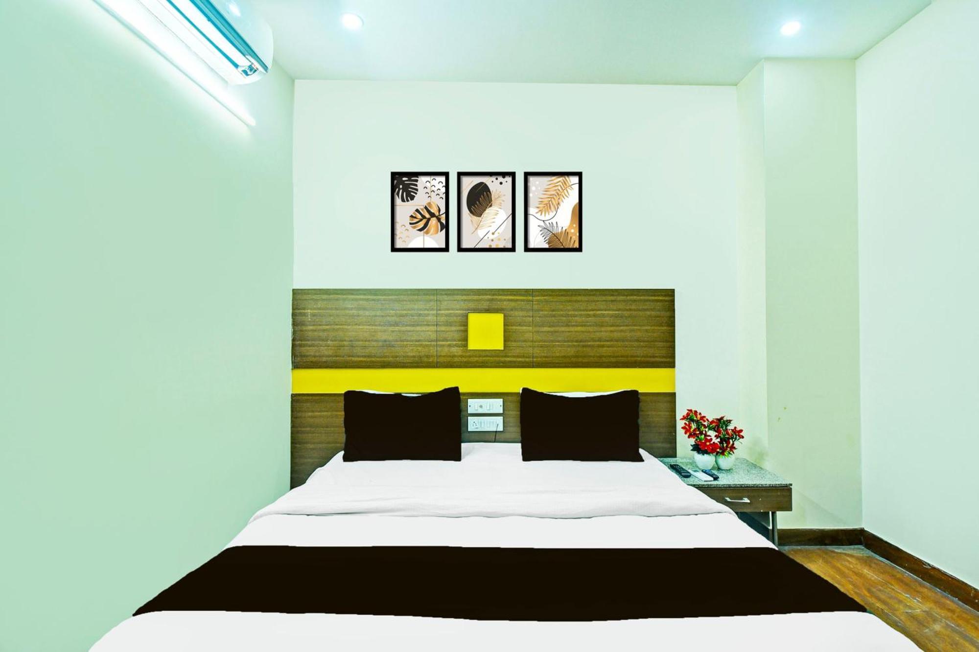 Super Townhouse Amrapali Circle Formerly Hotel Aqua Джайпур Екстериор снимка